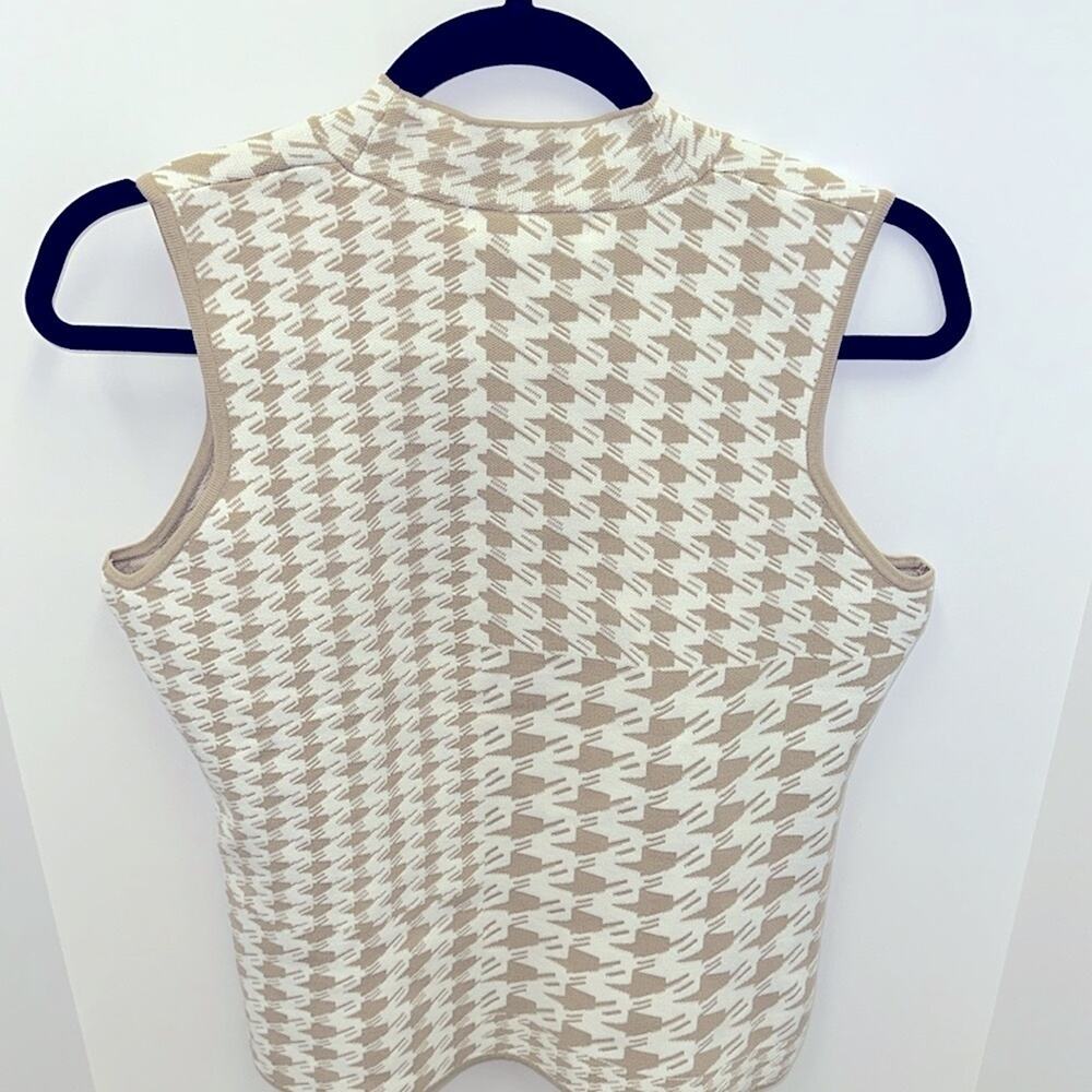 Houndstooth mock neck sleeveless top size M NWT - Picture 4 of 16